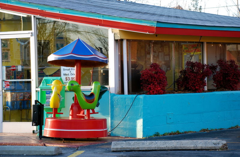 Beef Burger Fast Foods– A local splash of history and color