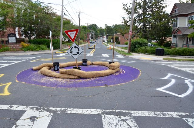 Roundabout in College Hill