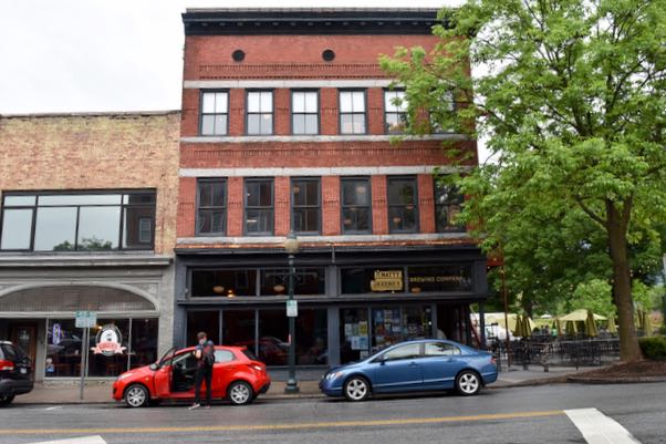 Downtown  Elm Street at Hamburger Square
