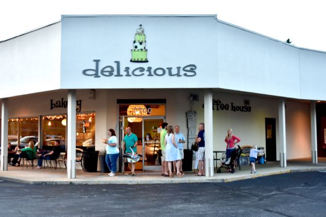 Delicious Bakery & Delightful Company