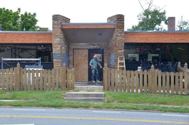 B+P (Bites & Pints) Gastropub