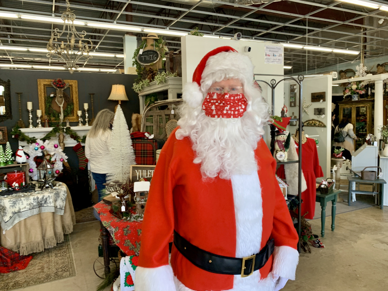 First Santa Sighting of 2021!