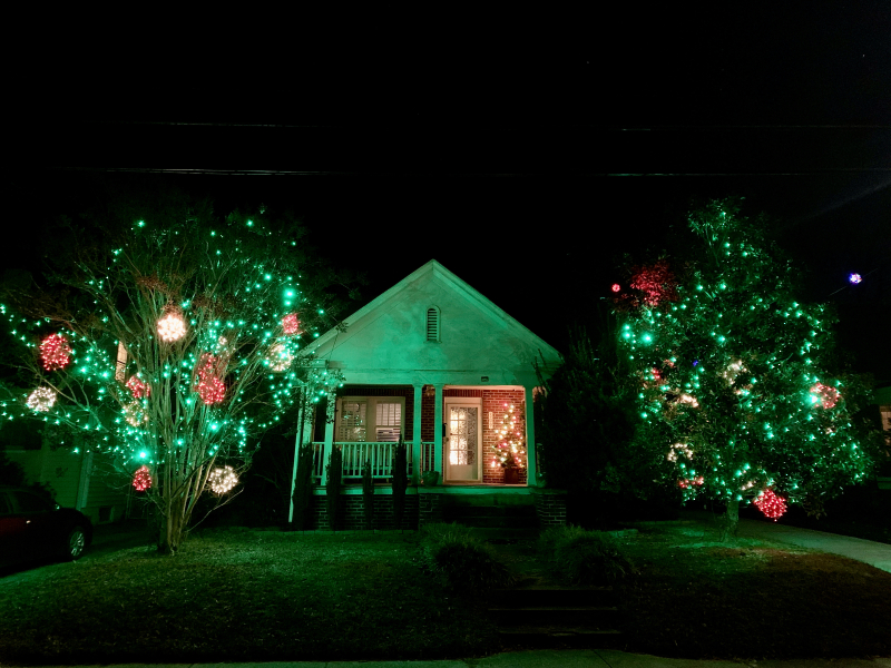 It Sure Looks Like Christmas At 309 South Elam!