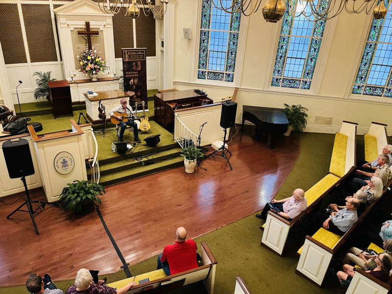 Bruce Molsky performs Presbyterian Church of the Covenant