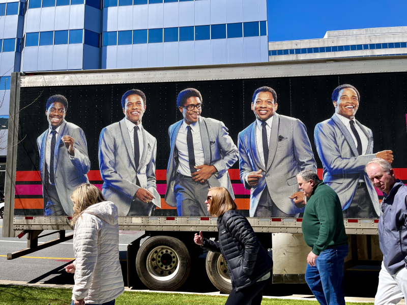 Temptations “Ain’t Too Proud” Show at Tanger Center for the Performing Arts