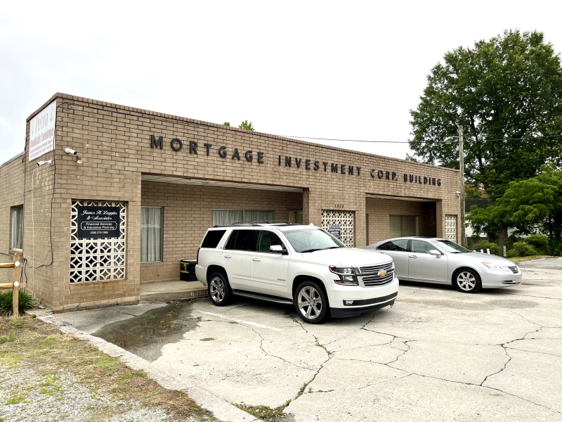 Mortgage Investment Corp, Building