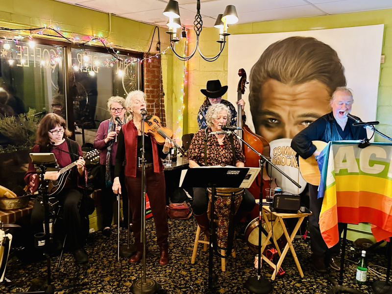 Mebanesville Performed at Common Grounds