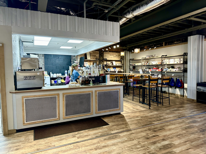 33 & Elm Coffee Shop