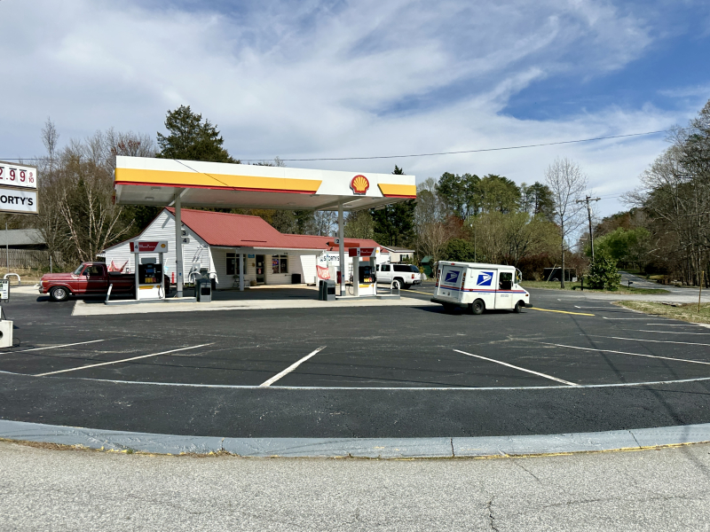 Shortys Gas Station is Open for Business